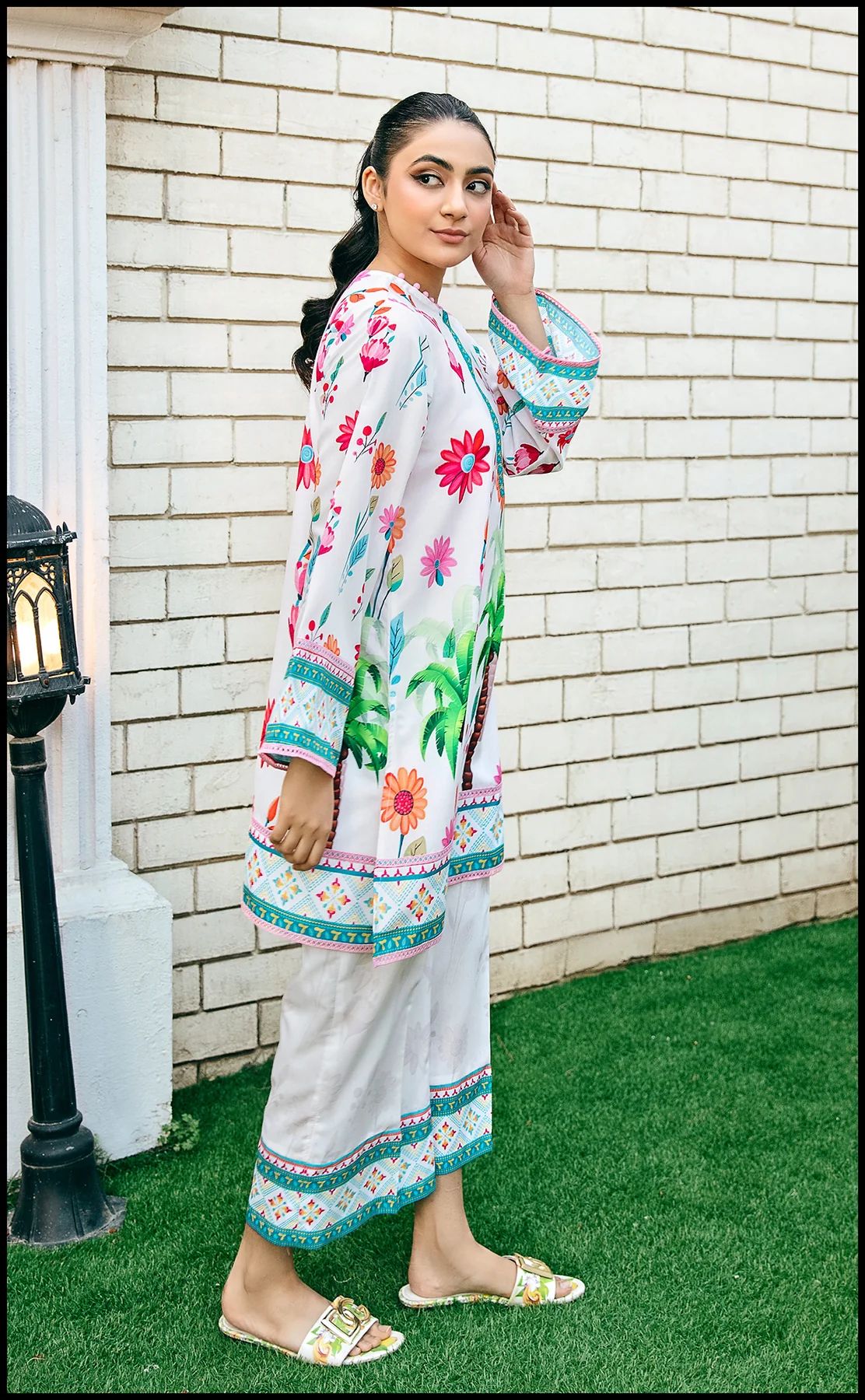 Sumaira Aurangzeb lawn Pret Uk