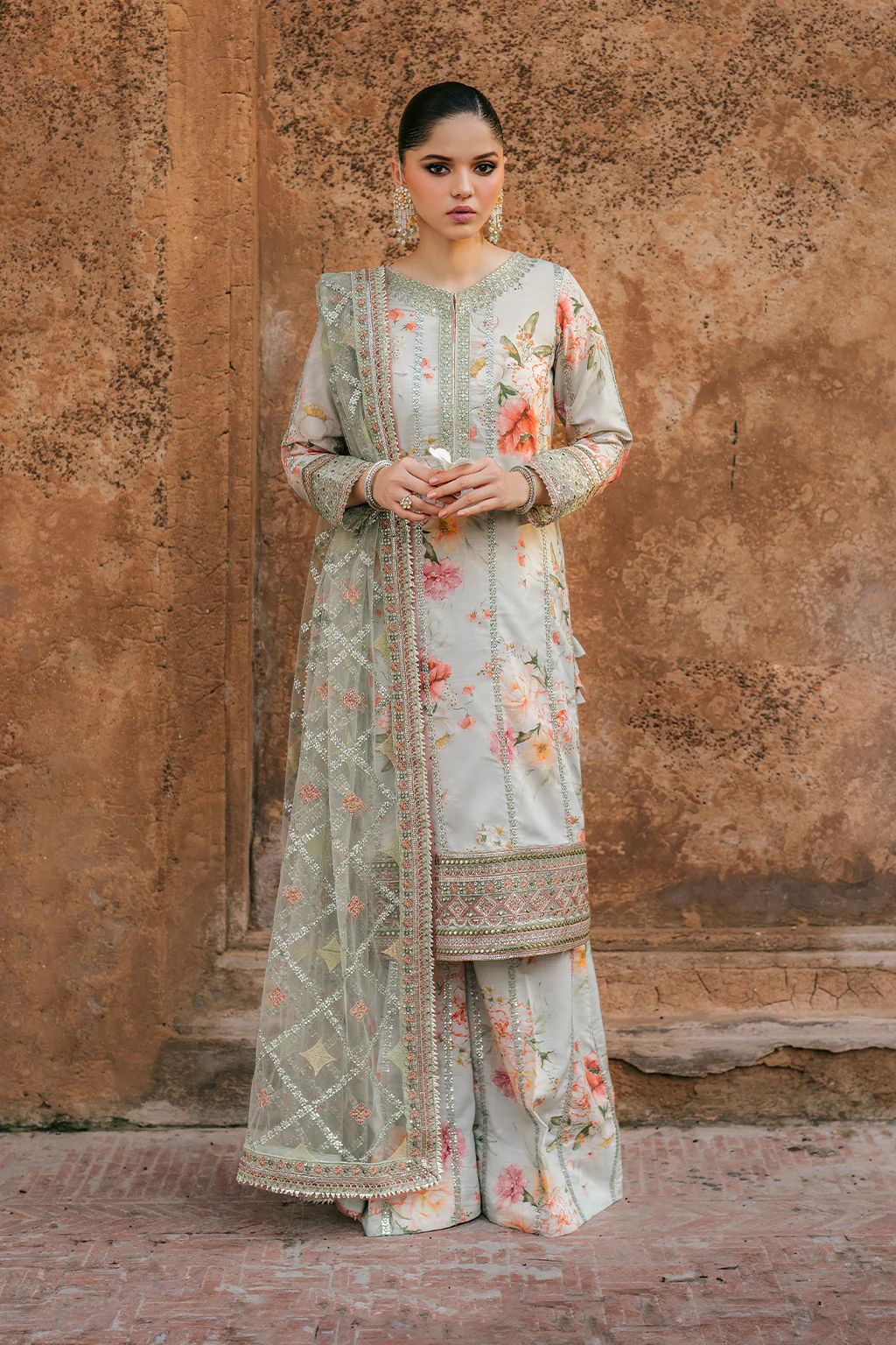 Iznik Wedding chiffon collection