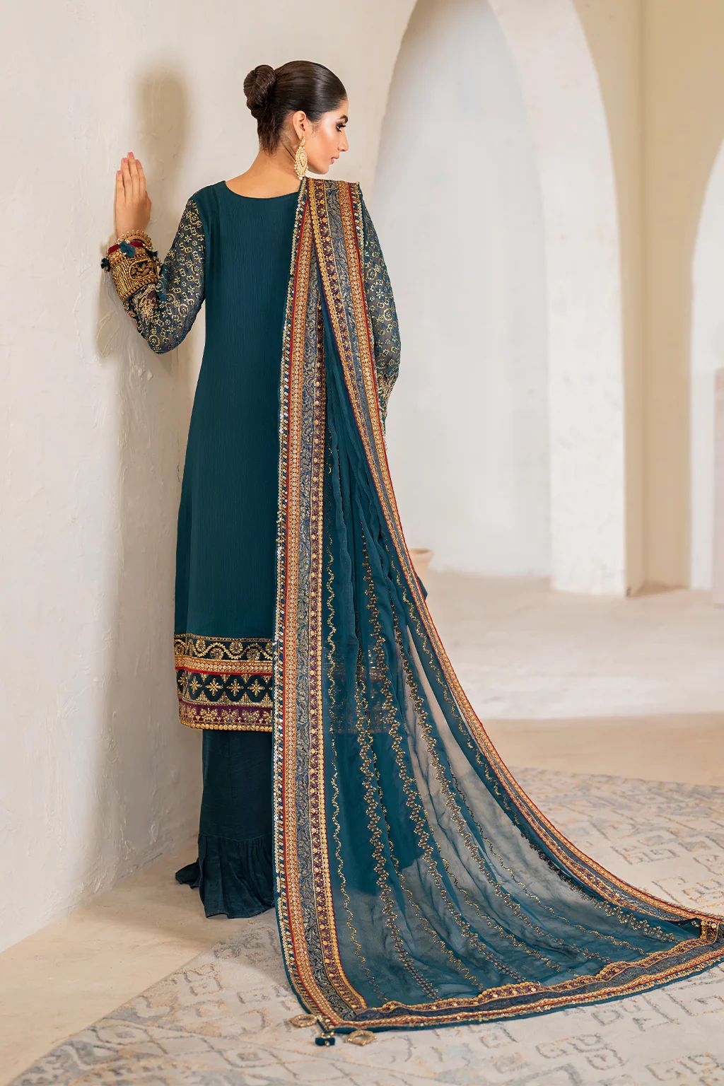 Iznik Wedding chiffon collection