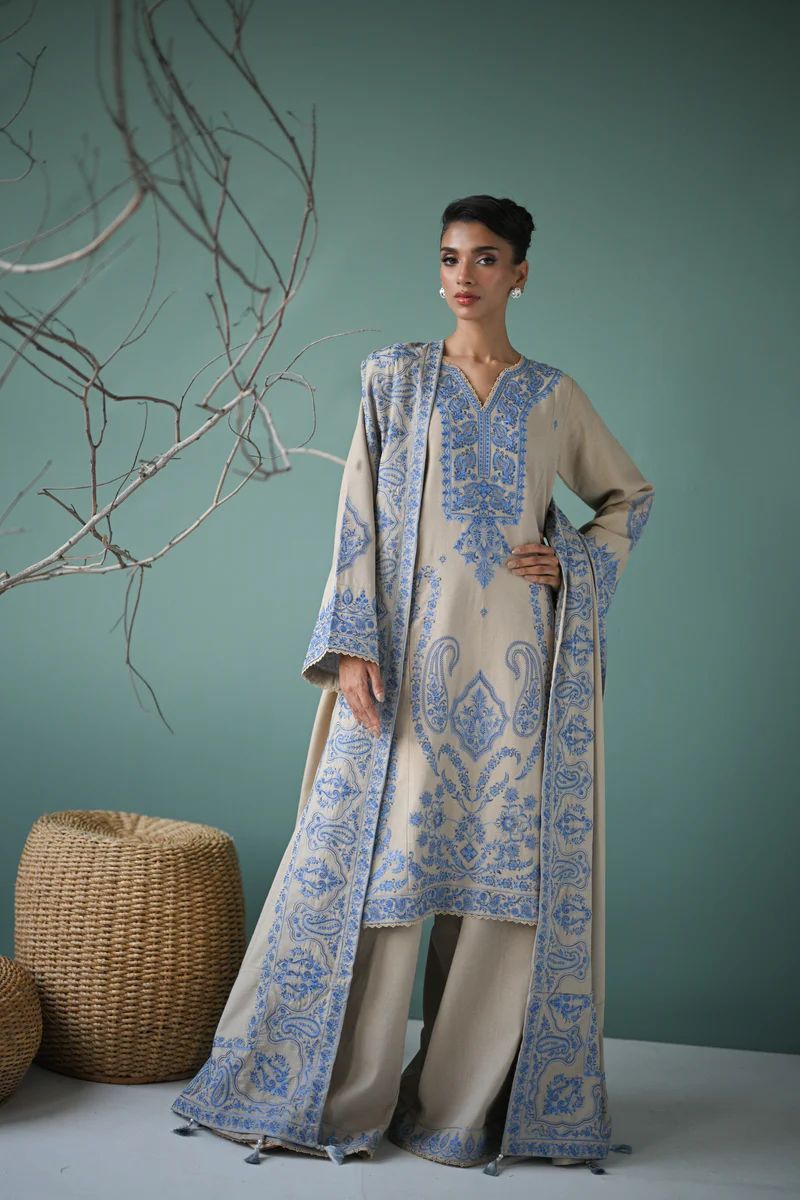 designer lawn suits by Zaib