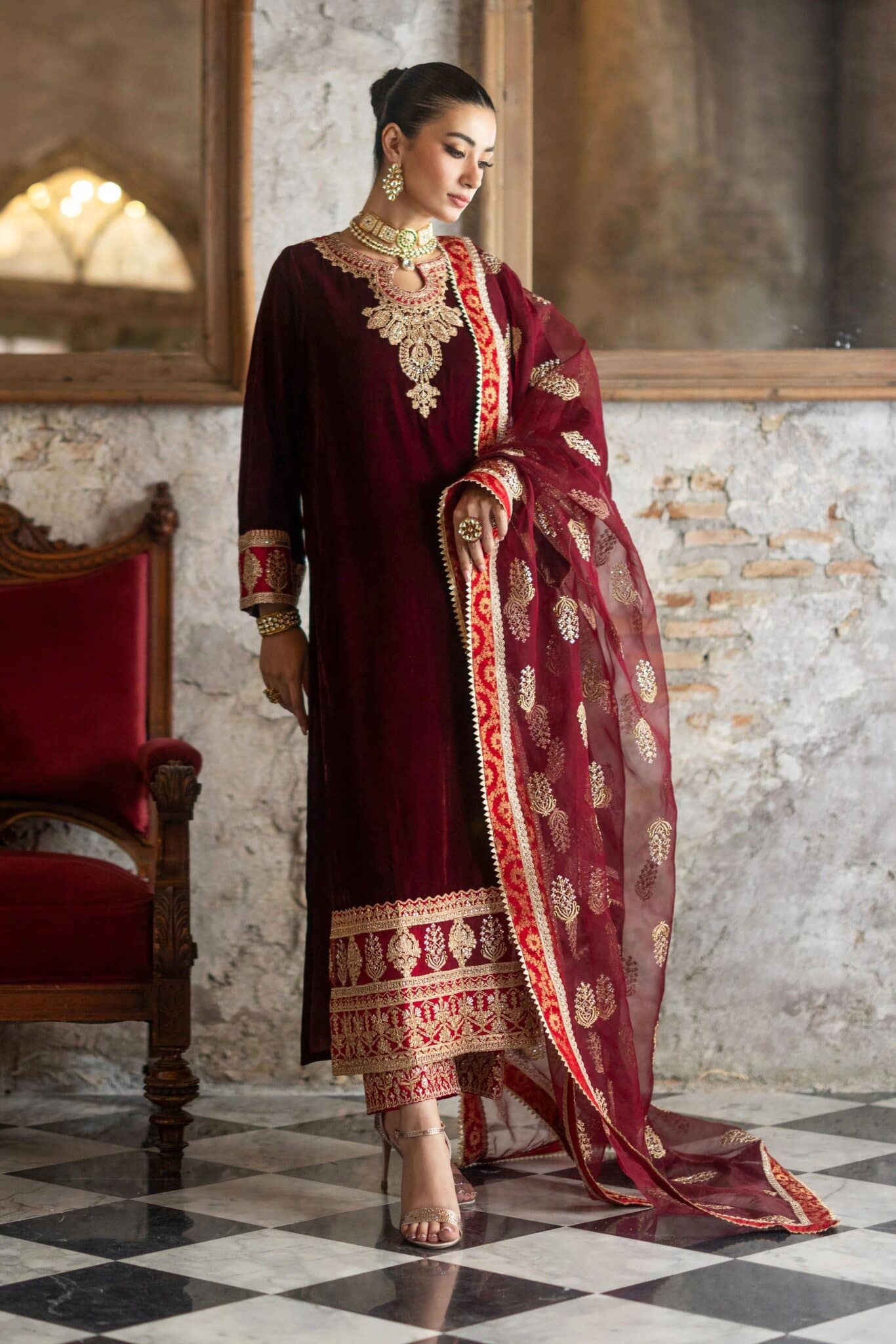 Zainab chottani velvet collection 2024