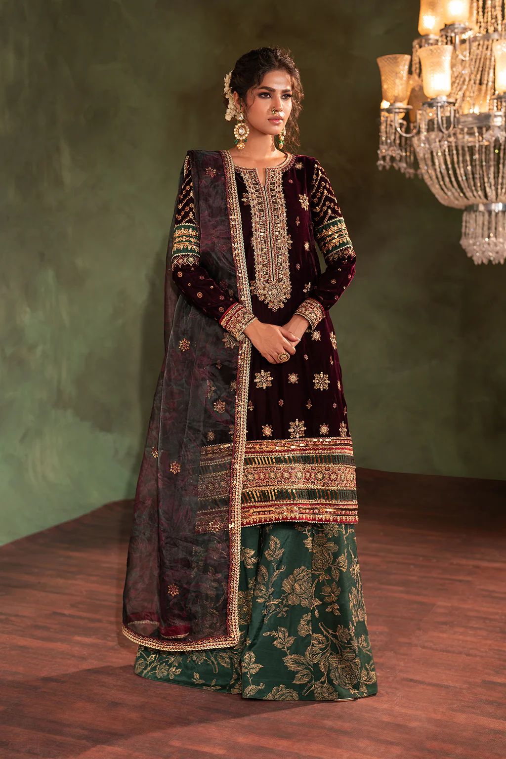 iznik velvet collection