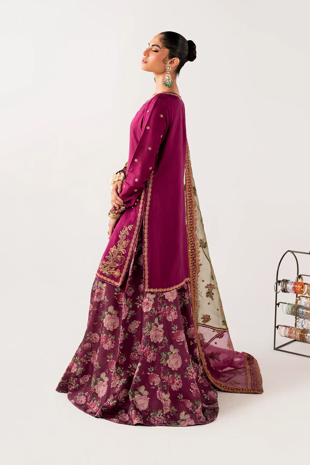 Iznik raw silk collection