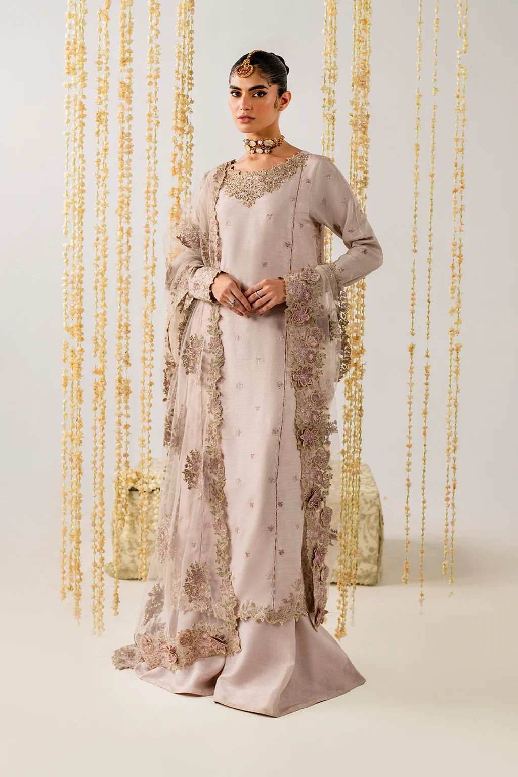 Iznik raw silk collection