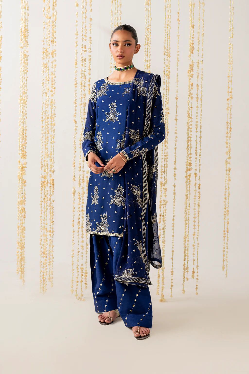 Iznik raw silk collection