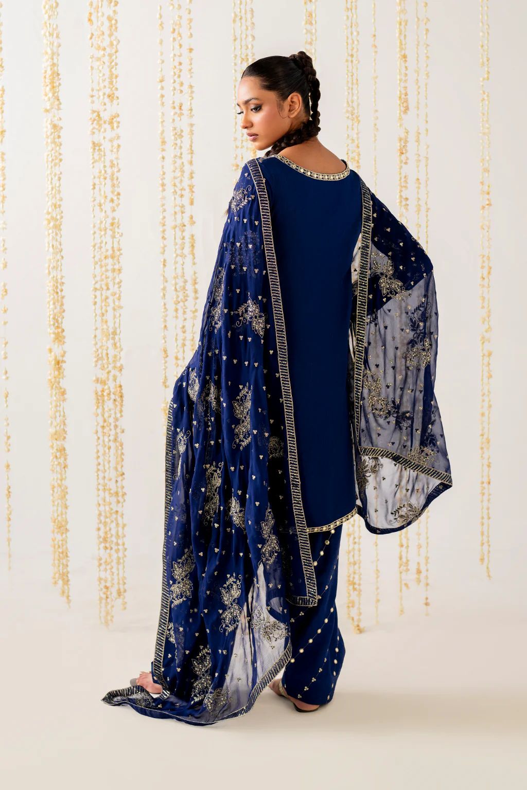 Iznik raw silk collection