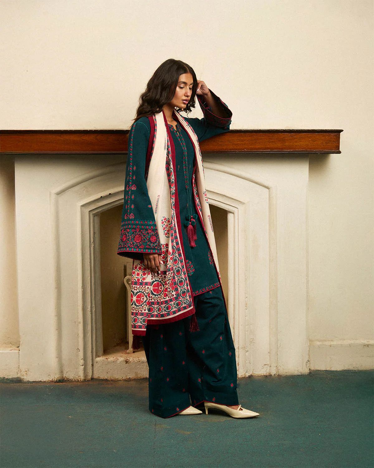 hussain Rehar jugnu winter shawl collection 2024 UK