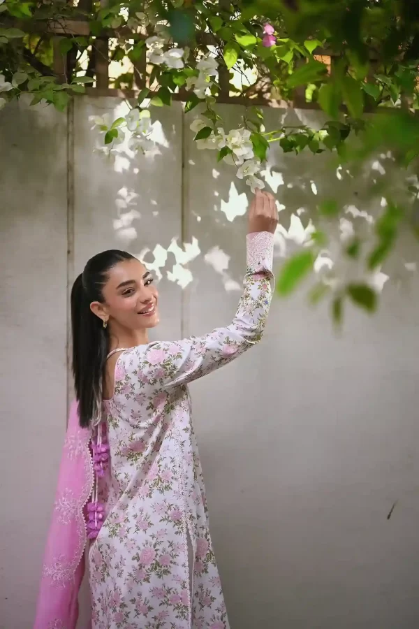 Zaib- Ivory Garden - Image 2