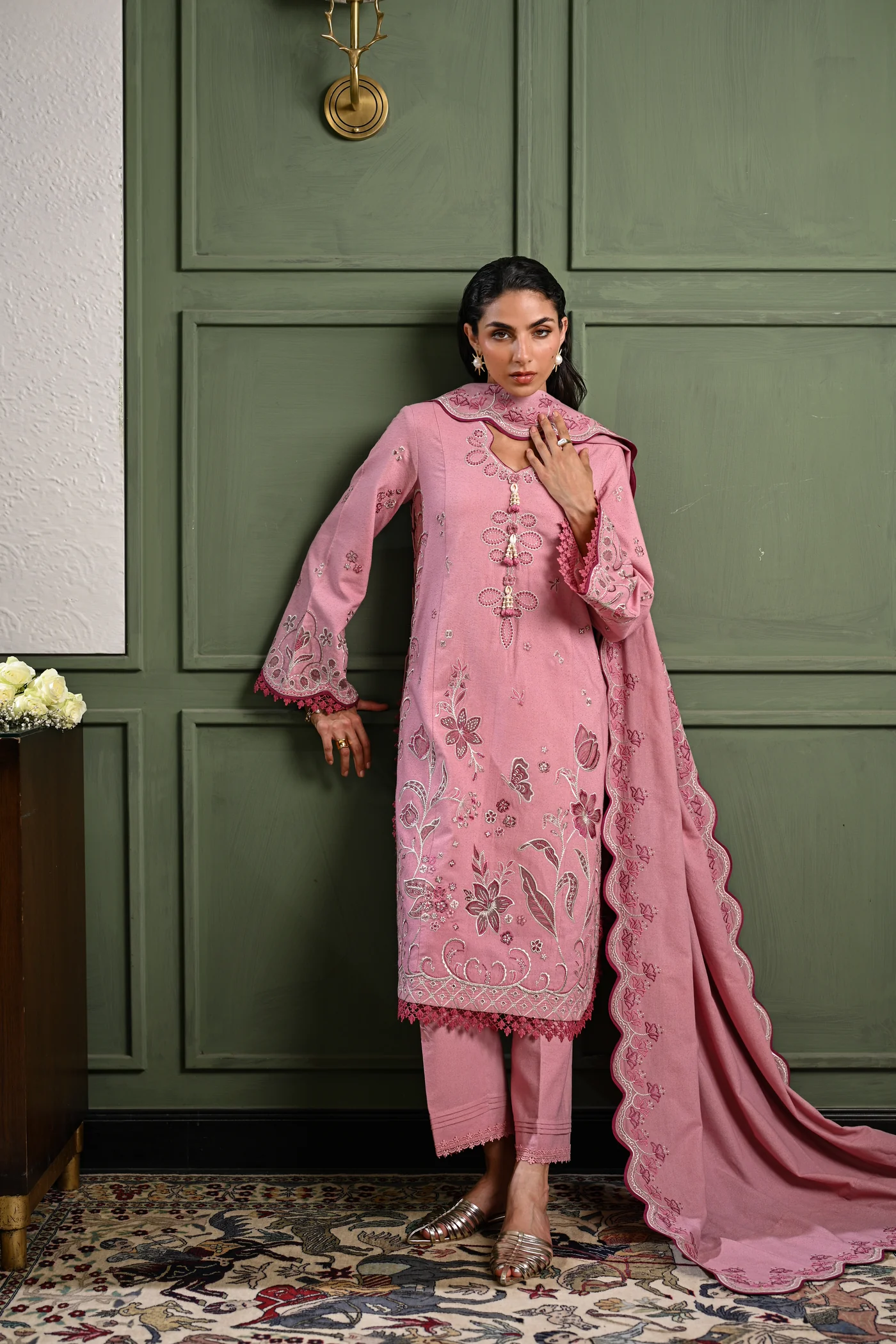 BLUSH PINK LUXURY EMBROIDERED KARANDI SET