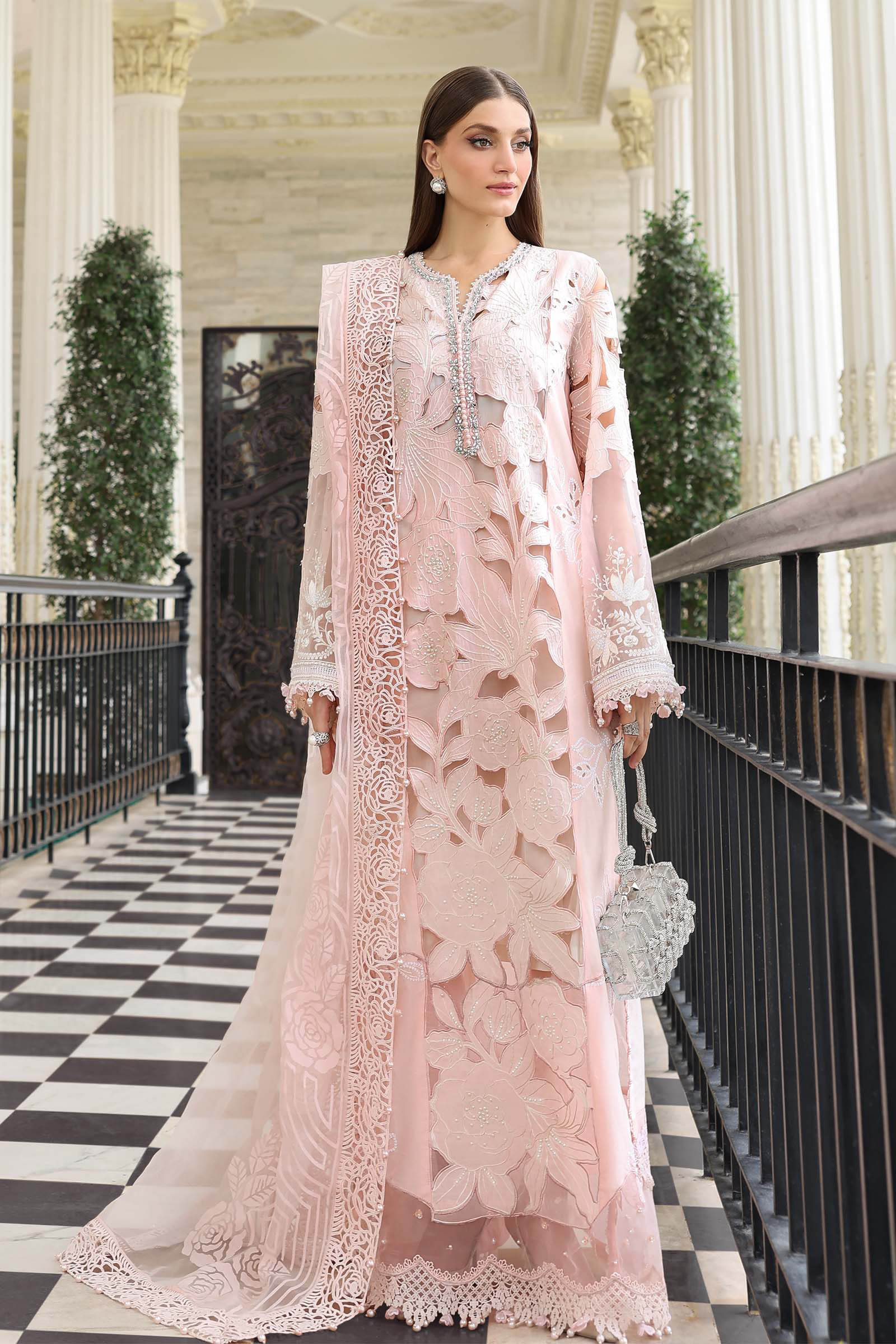 3 Piece Embroidered Lawn Suit