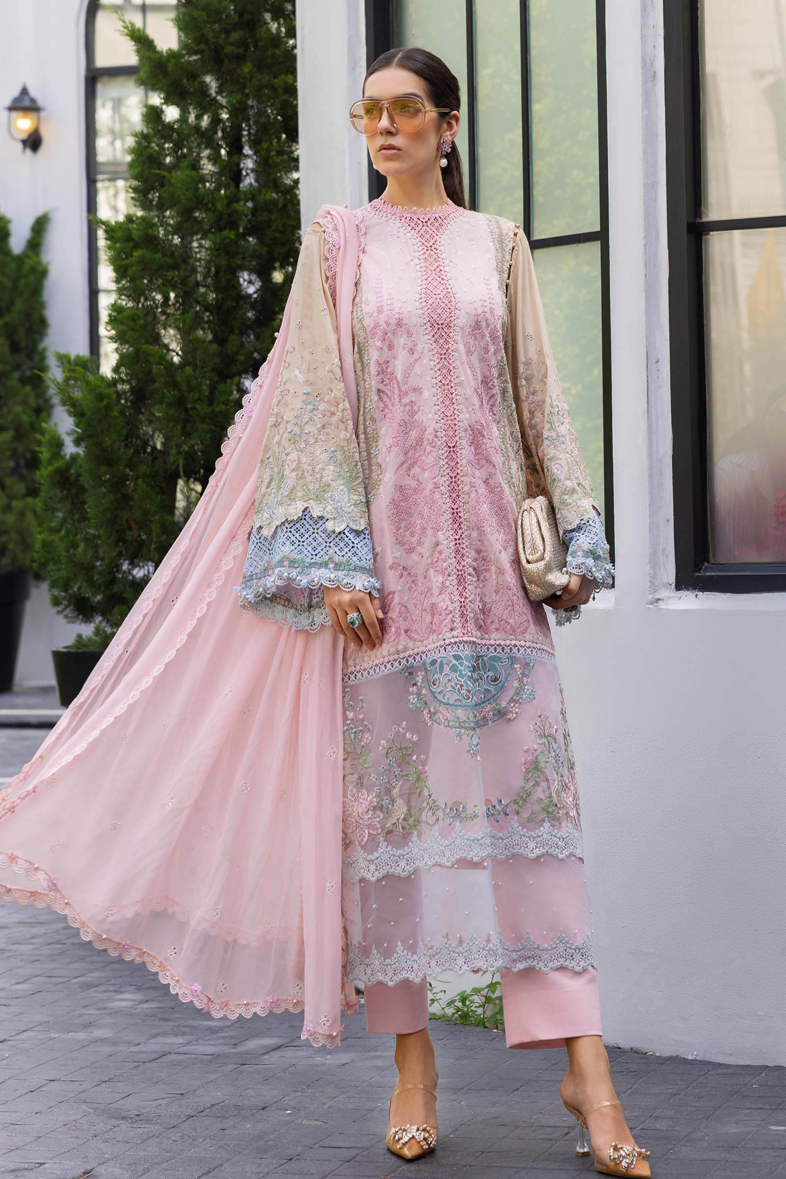 3 Piece Embroidered Lawn Suit